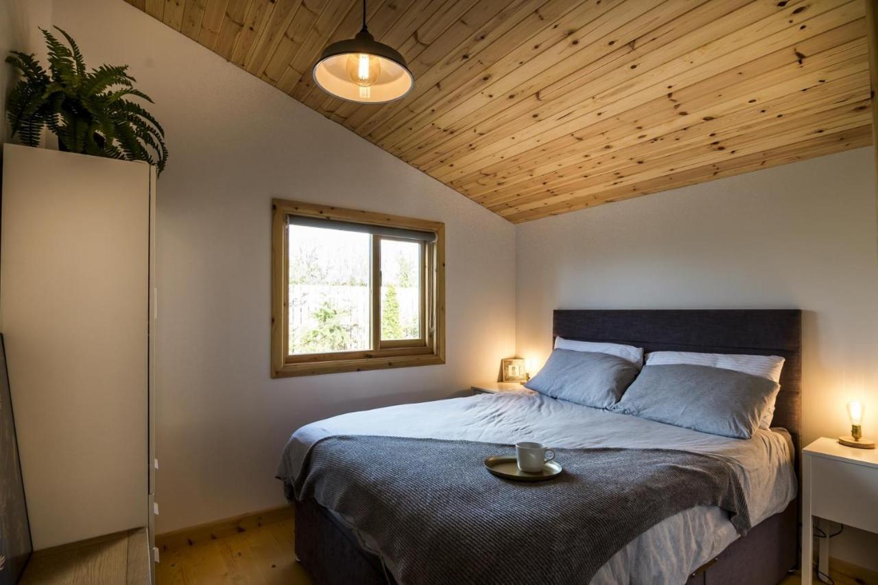 Laurel Lodge - 2 Bedroom Log Cabin - St Florence Saint Florence Eksteriør bilde