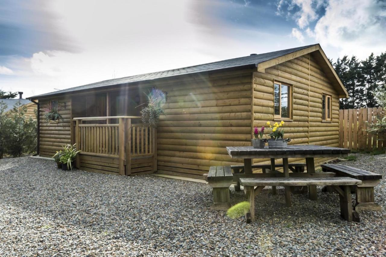 Laurel Lodge - 2 Bedroom Log Cabin - St Florence Saint Florence Eksteriør bilde
