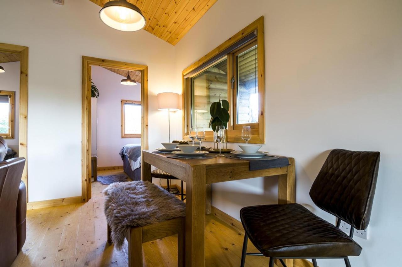 Laurel Lodge - 2 Bedroom Log Cabin - St Florence Saint Florence Eksteriør bilde